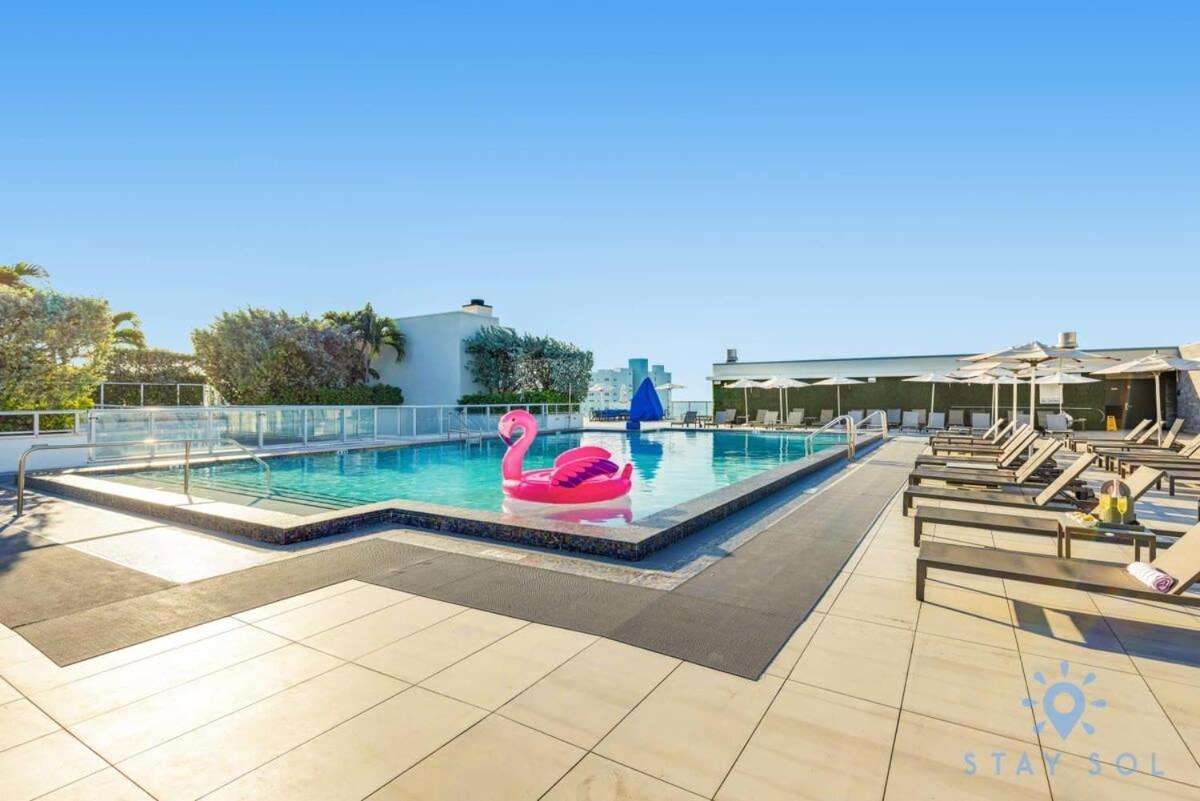 Tropical Oasis - Rooftop Pool- Near Beach - Gym Hollywood Luaran gambar