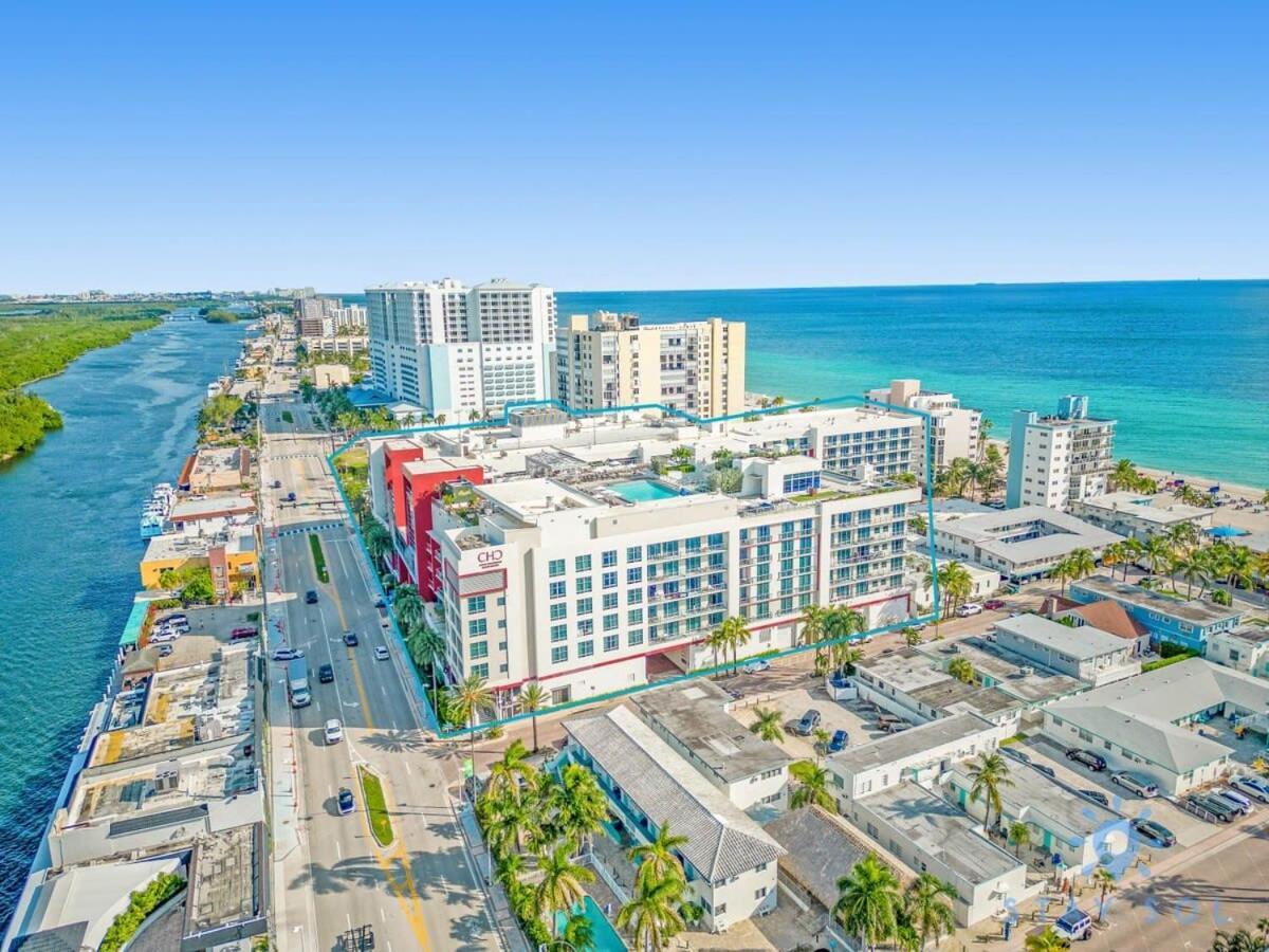 Tropical Oasis - Rooftop Pool- Near Beach - Gym Hollywood Luaran gambar
