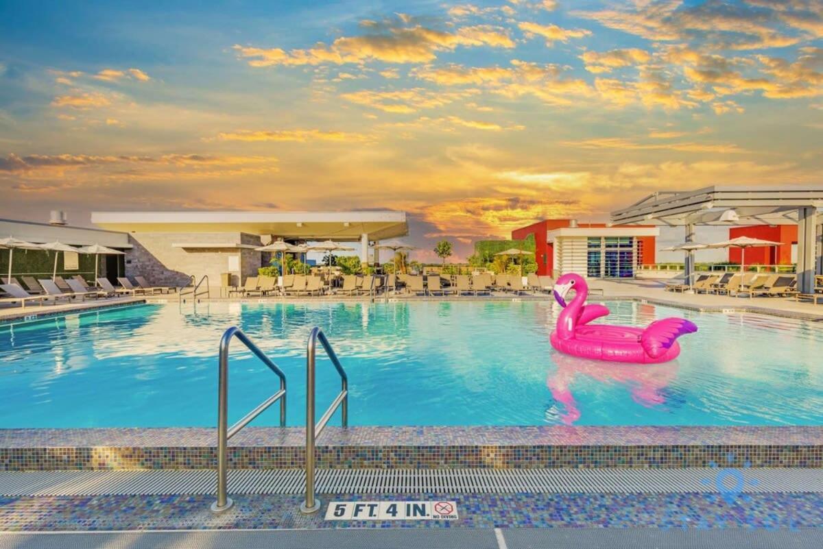 Tropical Oasis - Rooftop Pool- Near Beach - Gym Hollywood Luaran gambar